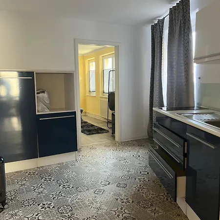 Apartment Yellow